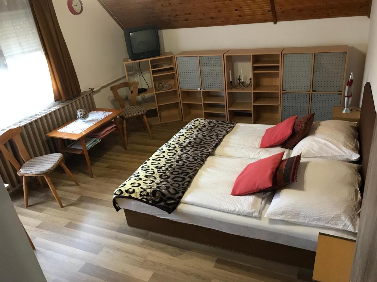 Hévíz Apartman Berki Margit מראה חיצוני תמונה